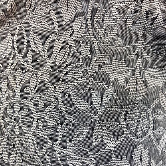 Gray blouse w/brocade pattern wrinkle free buttons down partial tags NEW - Picture 4 of 13